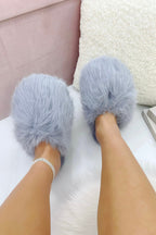 Ultieme Cosy Fluffy Slippers in luxe grijs met nepbont 2
