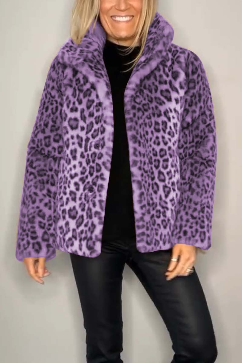Klassieke dames winterjas met luipaardprint in stijlvol ontwerp. 16