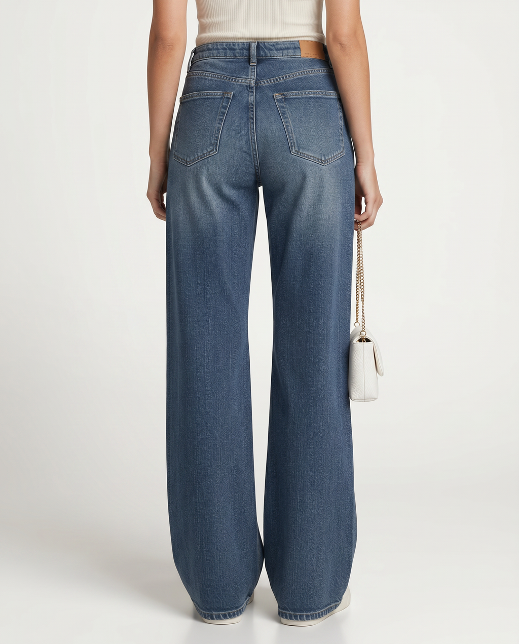 Brede jeans met fleece voering voor dames, perfect voor koelere dagen. 2
