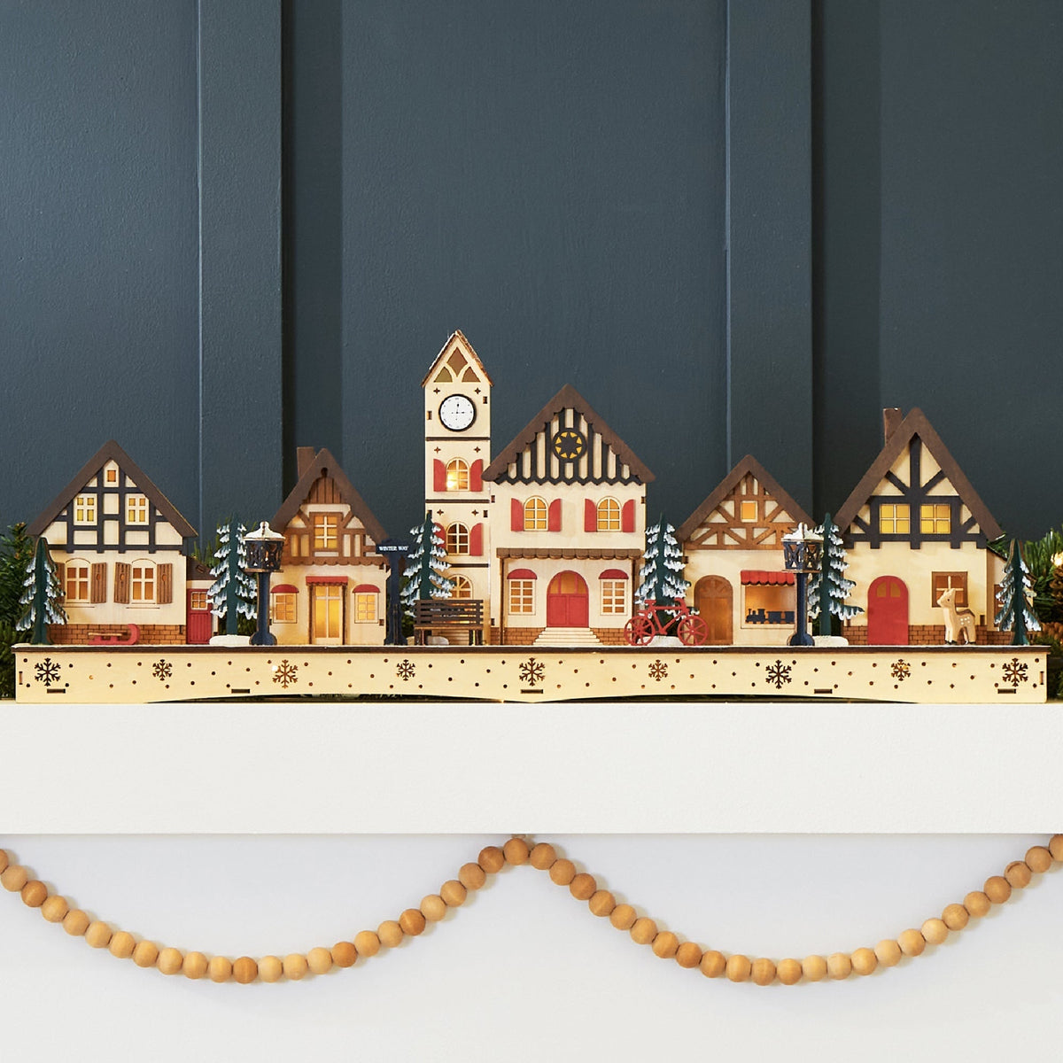 Verlicht Houten Kerstdorp - Schoorsteendecoratie met LED-huisjes