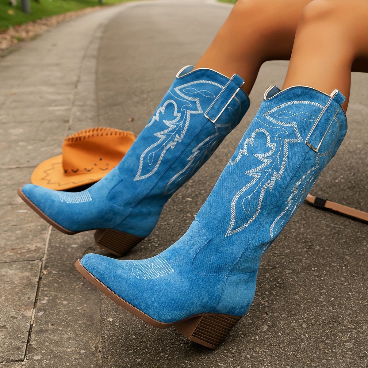 Cowboylaarzen dames met hart- en bloemborduursel - spitse neus
