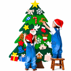 Kerstboom in vilt voor kinderen om creatief te versieren. 9