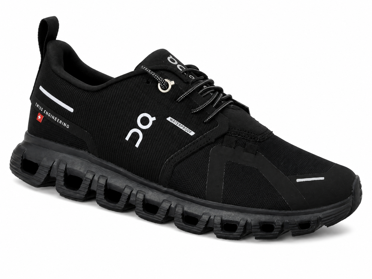 ON Cloud 6 WP Heren Sneaker Zwart Waterdicht