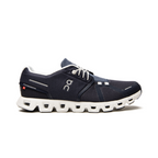On Running Cloud 5 sneaker in modern ontwerp