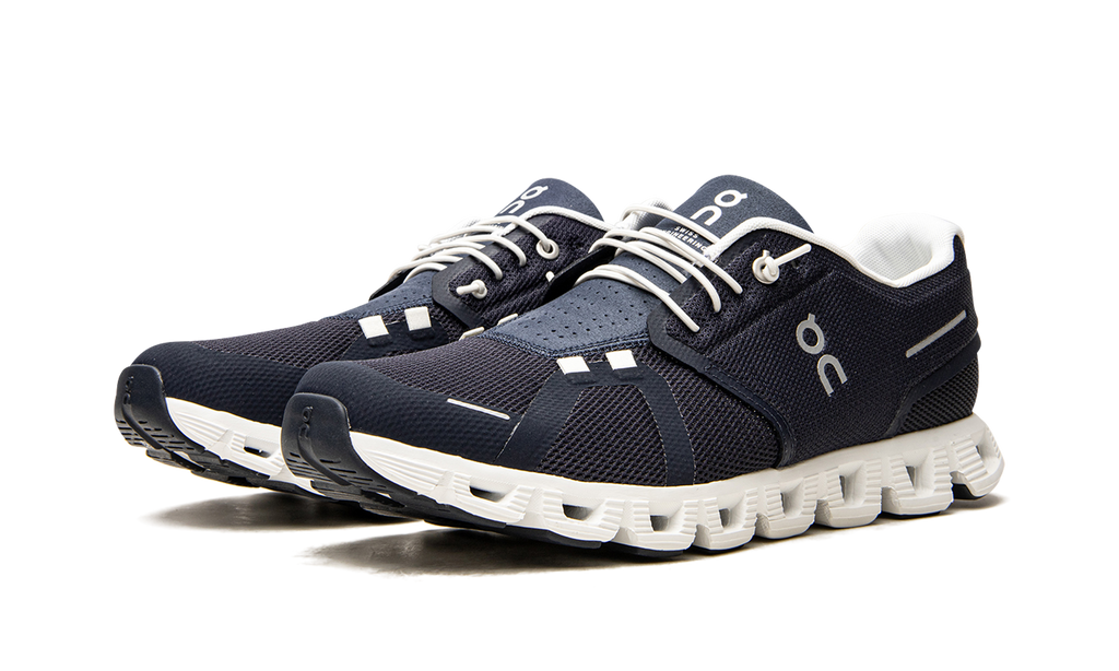 On Running Cloud 5 sneaker in modern ontwerp