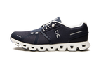 On Running Cloud 5 sneaker in modern ontwerp