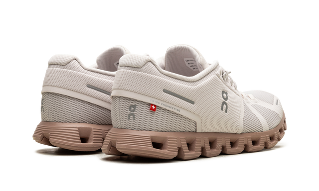 On Running Cloud 5 WMNS Sand Rosebrown elegante hardloopschoenen voor dames