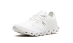 On Running Cloud X 3 AD duurzame sneaker in wit
