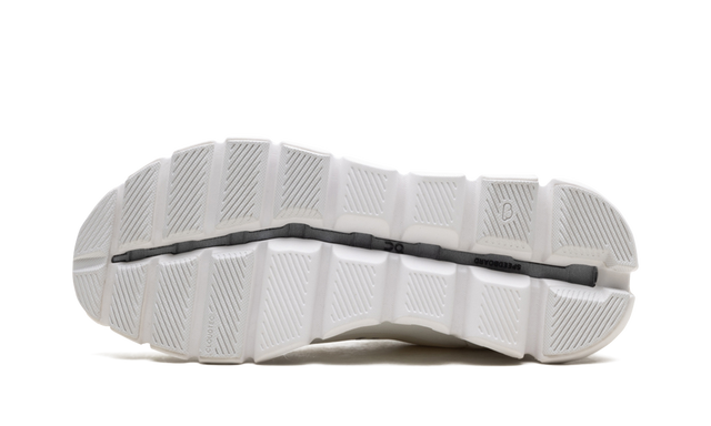 On Running Cloud X 3 AD duurzame sneaker in wit