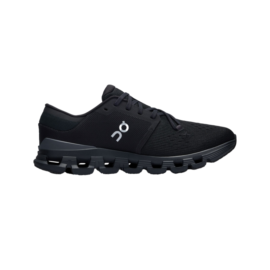 On Running Cloud X 4 in elegant zwart voor dames