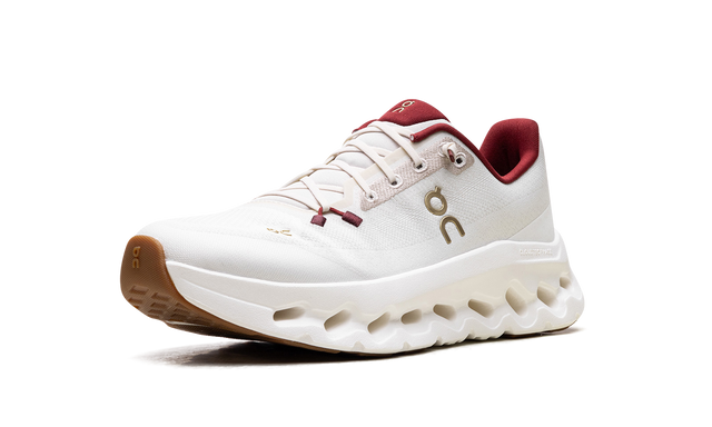 On Running Cloudtilt Perl Ivory elegante hardloopschoenen