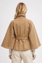 Elegante dames geknoopte cape jas voor stijl en comfort. 2