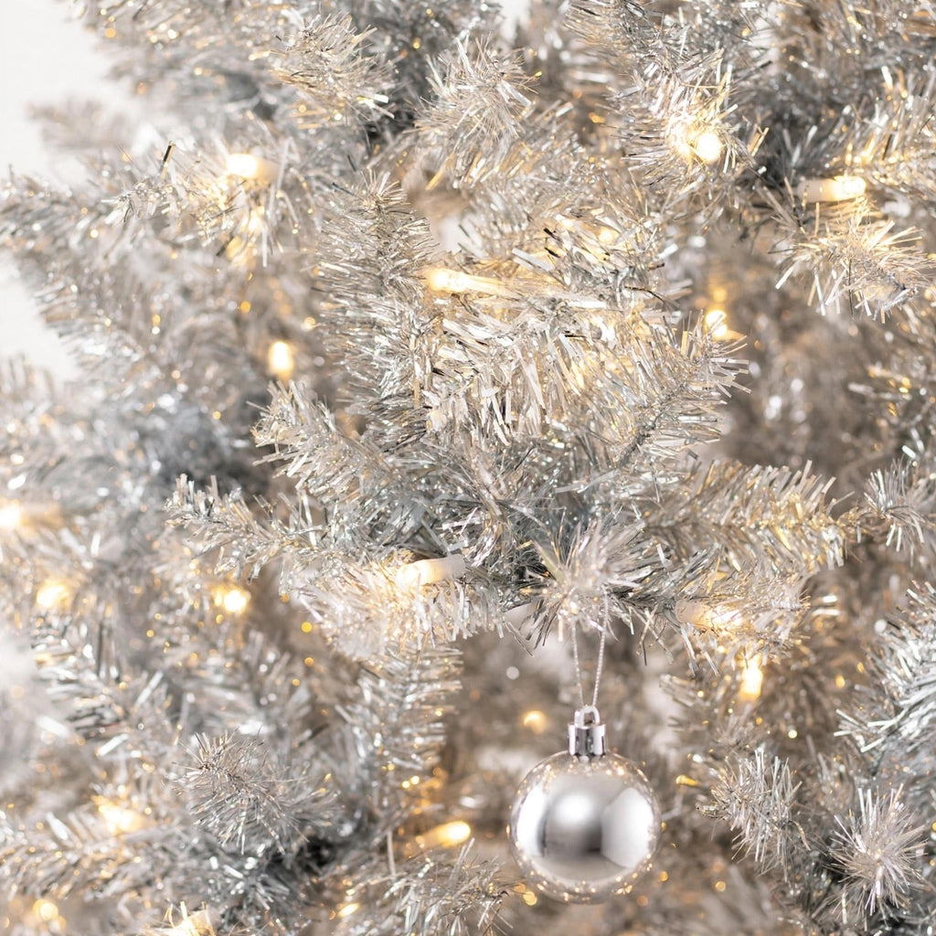 Zilveren Klatergoud Kerstboom 1,8 m - Slank met 300 LED-lampjes